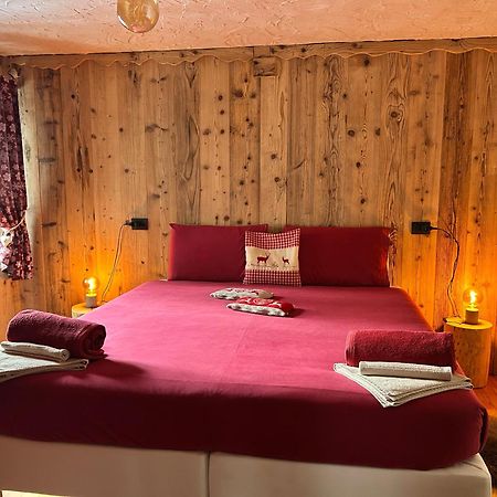Maison Rongier Nel Centro Di Cogne Bagian luar foto