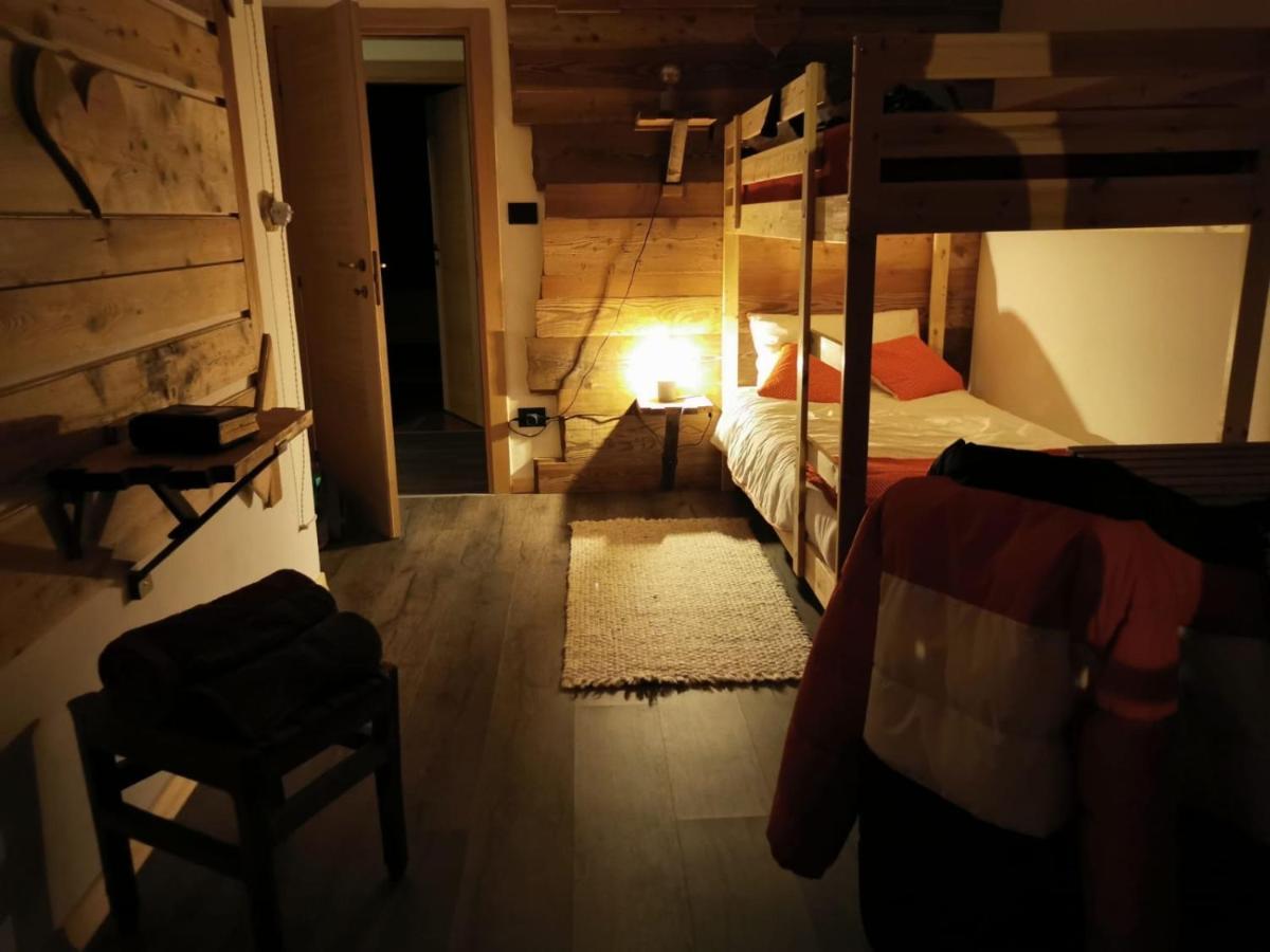 Maison Rongier Nel Centro Di Cogne Bagian luar foto