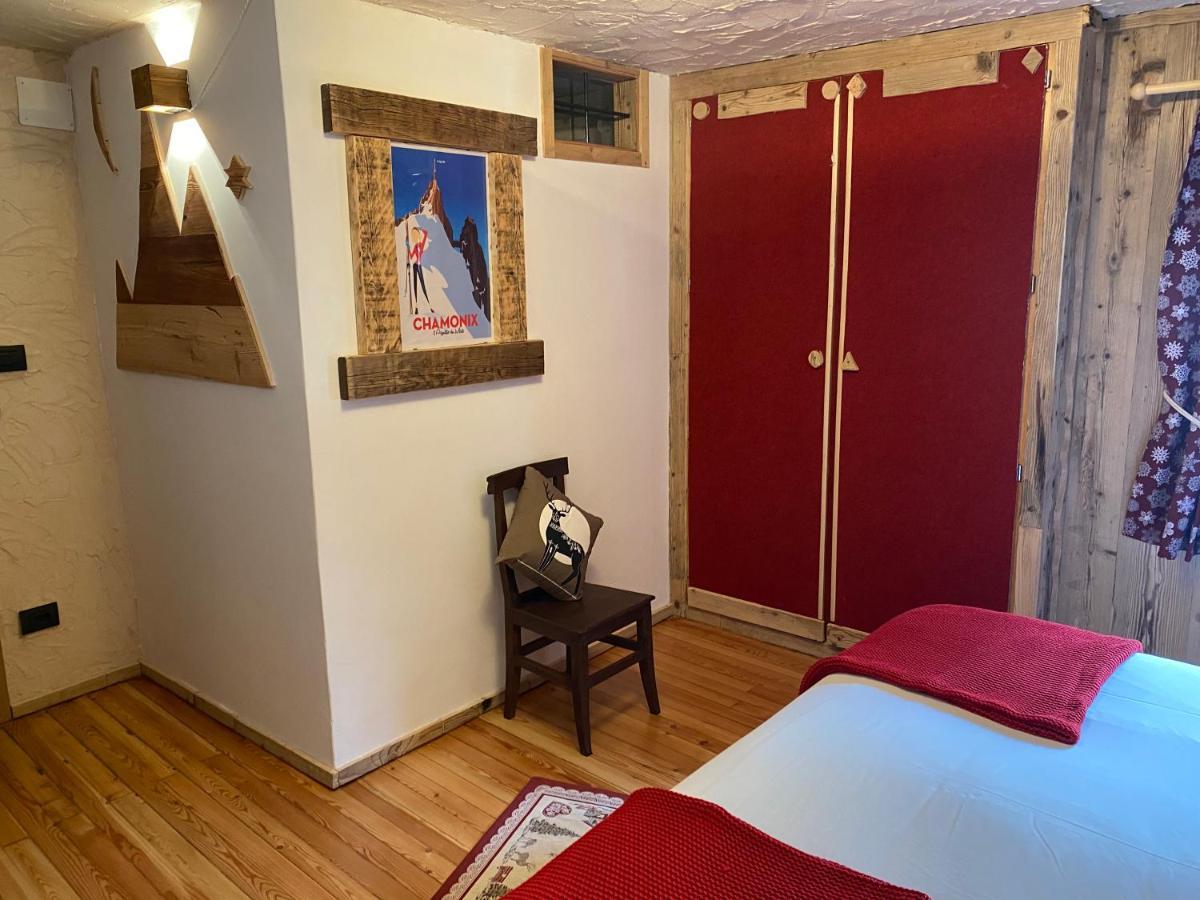Maison Rongier Nel Centro Di Cogne Bagian luar foto